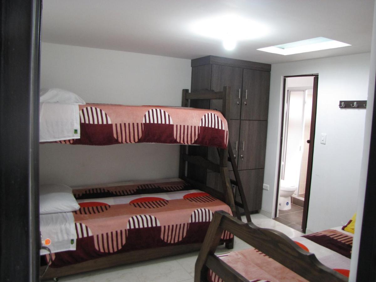 El Cable Hostal Manizales Exterior photo