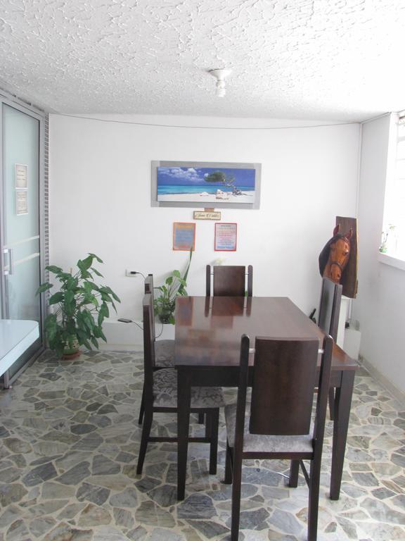 El Cable Hostal Manizales Exterior photo
